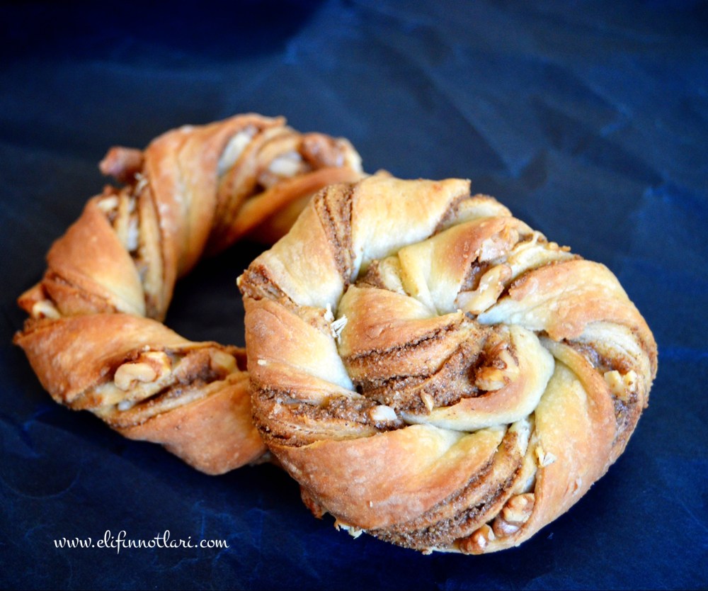 Cevizli ve Haşhaşlı Çörek