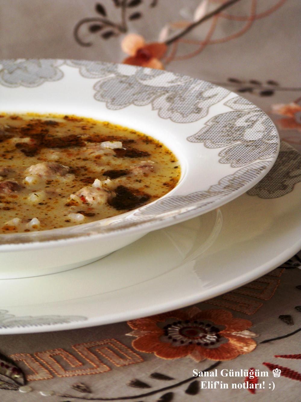 Terbiyeli Köfte Çorbası